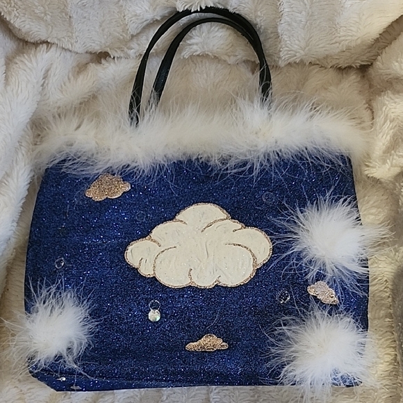 Hail Nyx Mardi Gras Krewe Blue Glitter Handbag with White Fur Trim - Picture 2 of 3